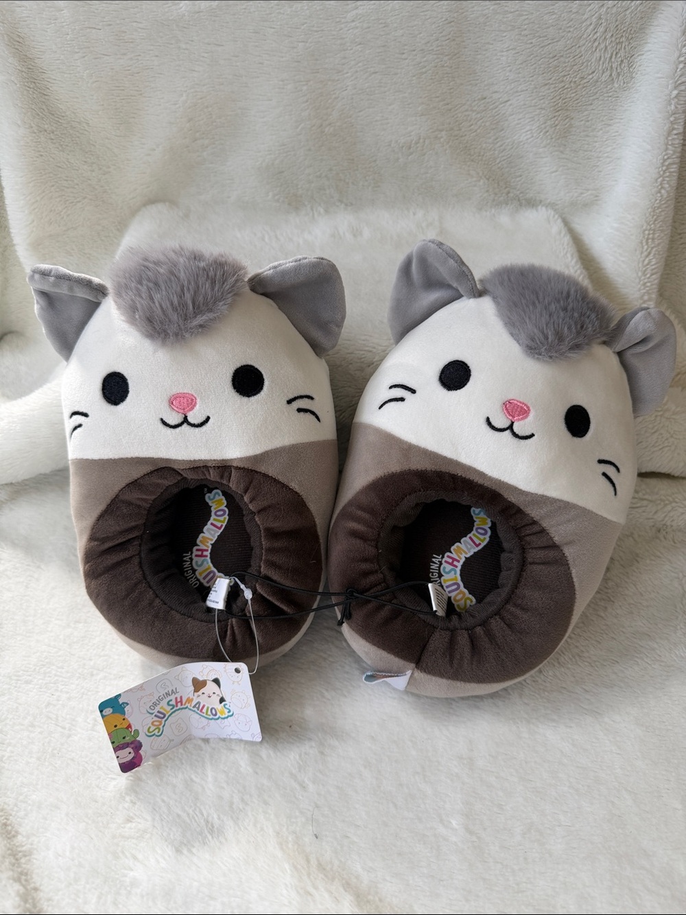 Squishmallows Cat Plush Slippers in Gray and Brown (size 2/3)